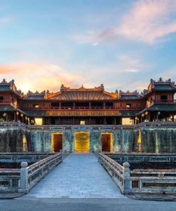 Tour di sản Huế